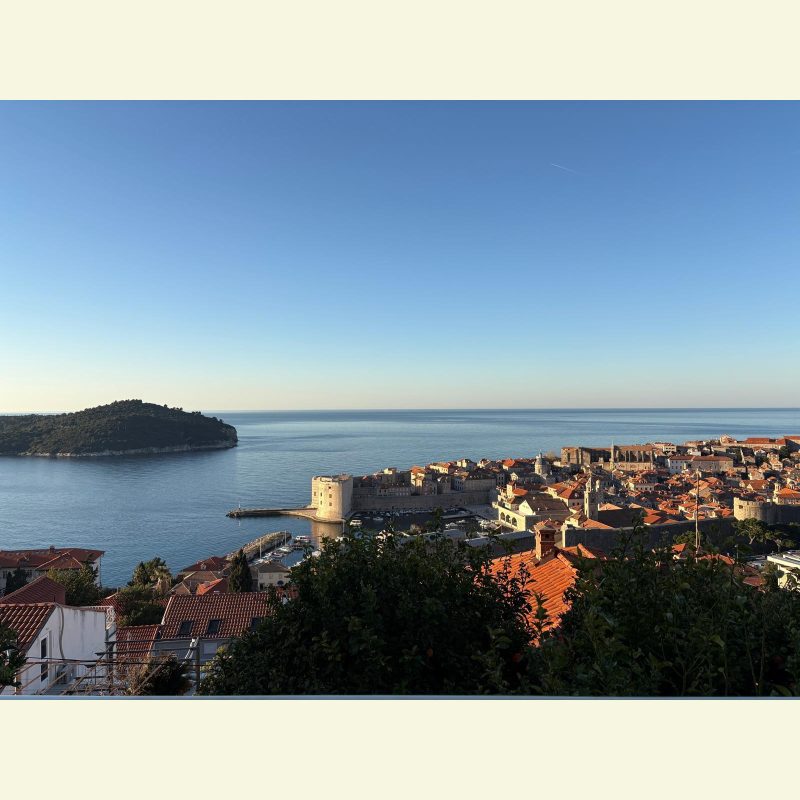 Old Town Seaview and Old Town Apartment